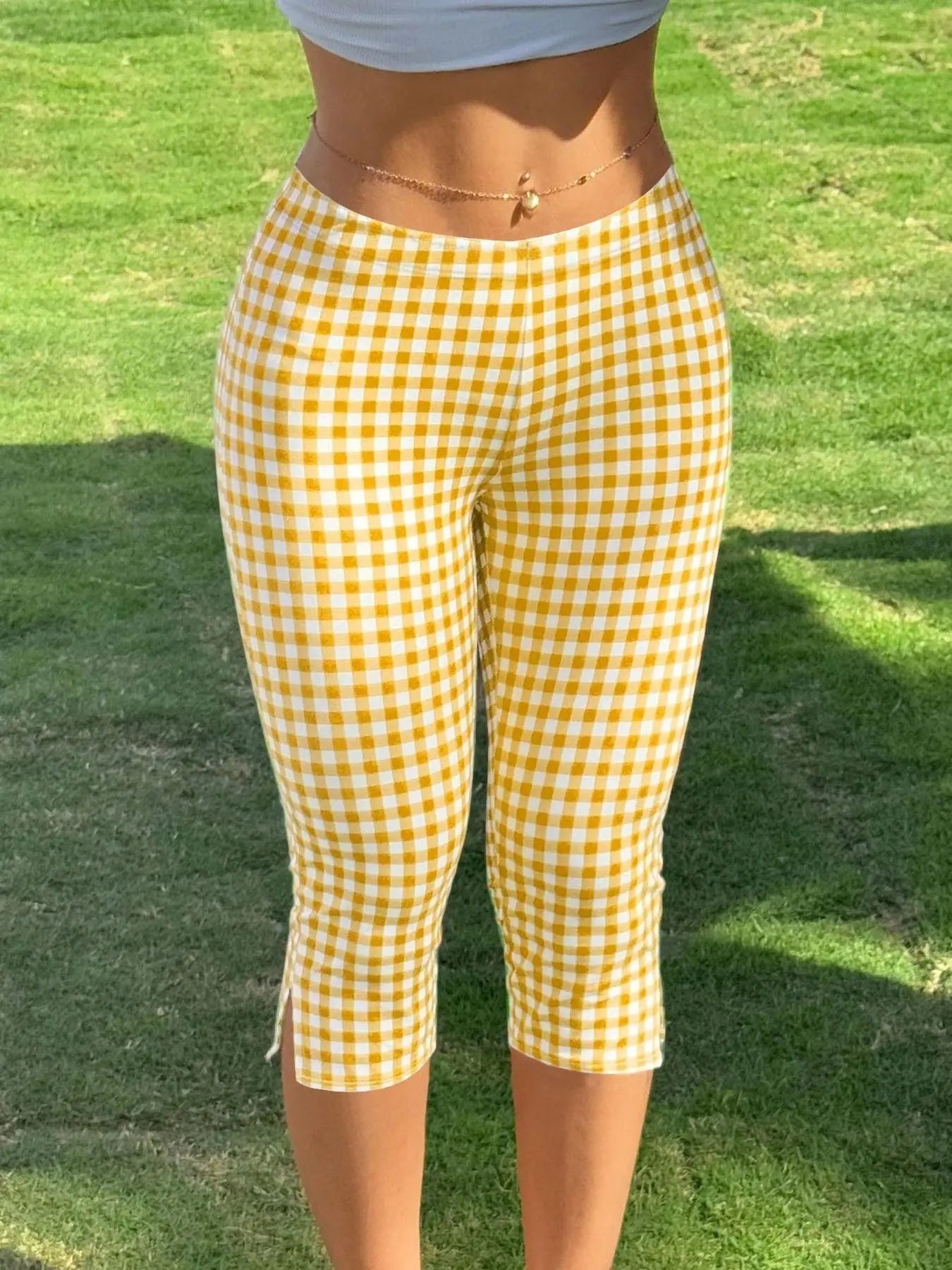 Women'S Stretch Knee-Length Slim-Fit Pants, Breathable Split-Hem Athletic Bottoms, Ideal for Fitness, Running, Yoga and Daily Casual Wear.